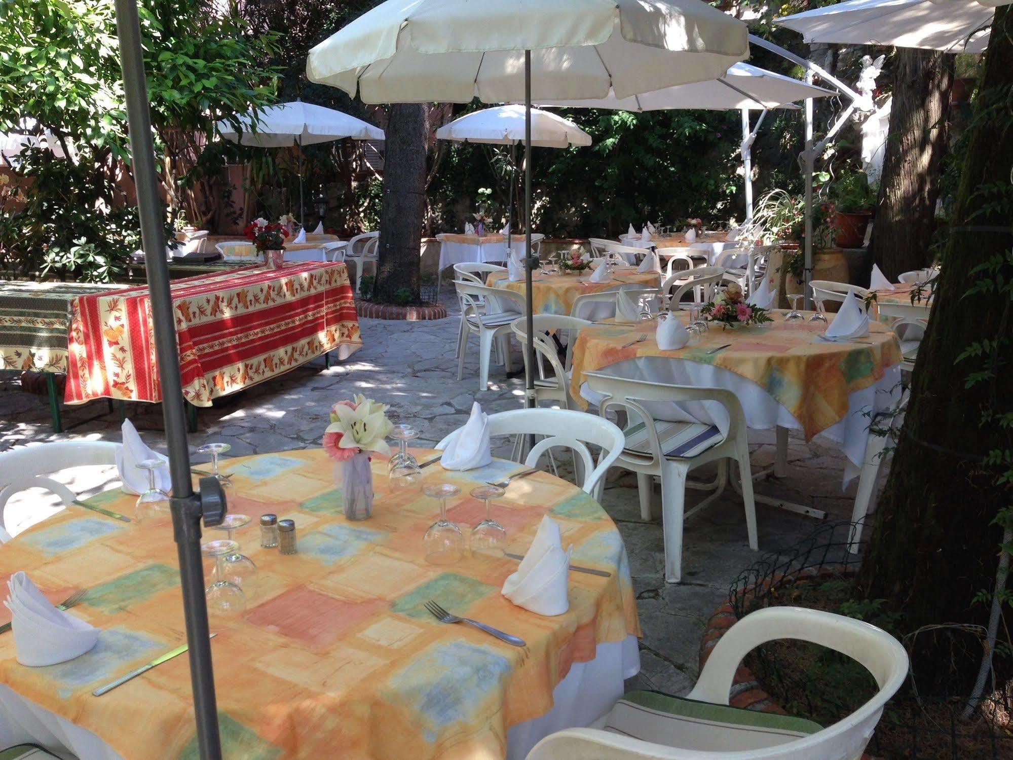 Auberge Les Gorges Du Loup Tourrettes-sur-Loup Exterior foto